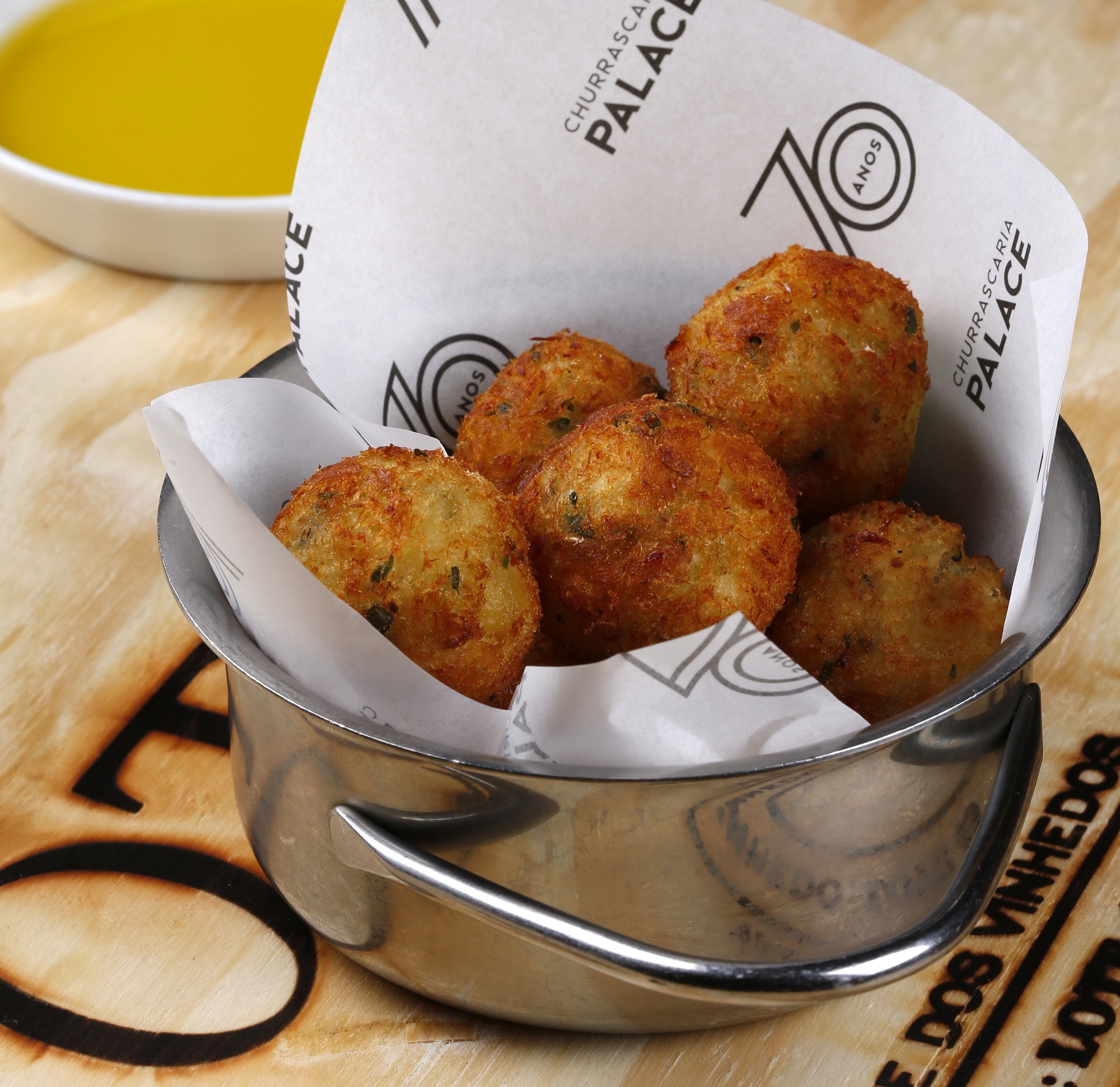 palace_bolinhobacalhau – capa A nossa receita veio de Portugal - Foto de Fabio Rossi